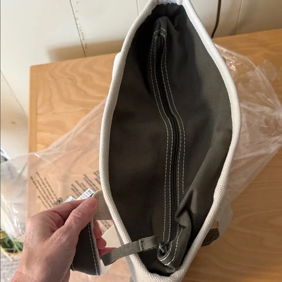 New lands end Canvas Tote Bag with green and Cream Design - Picture 6 of 8